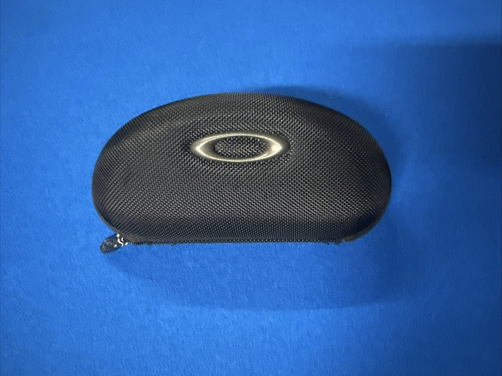 OAKLEY Sunglass Glasses Black Zip Hard Case plus Oakley soft pouch case